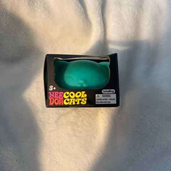NeeDoh Cool Cats Teal Stress Ball Toy by Schylling - Picture 1 of 2